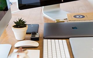 开云平台-巴萨抢得主场胜利，梅西梅开二度，巴萨官方致敬梅西