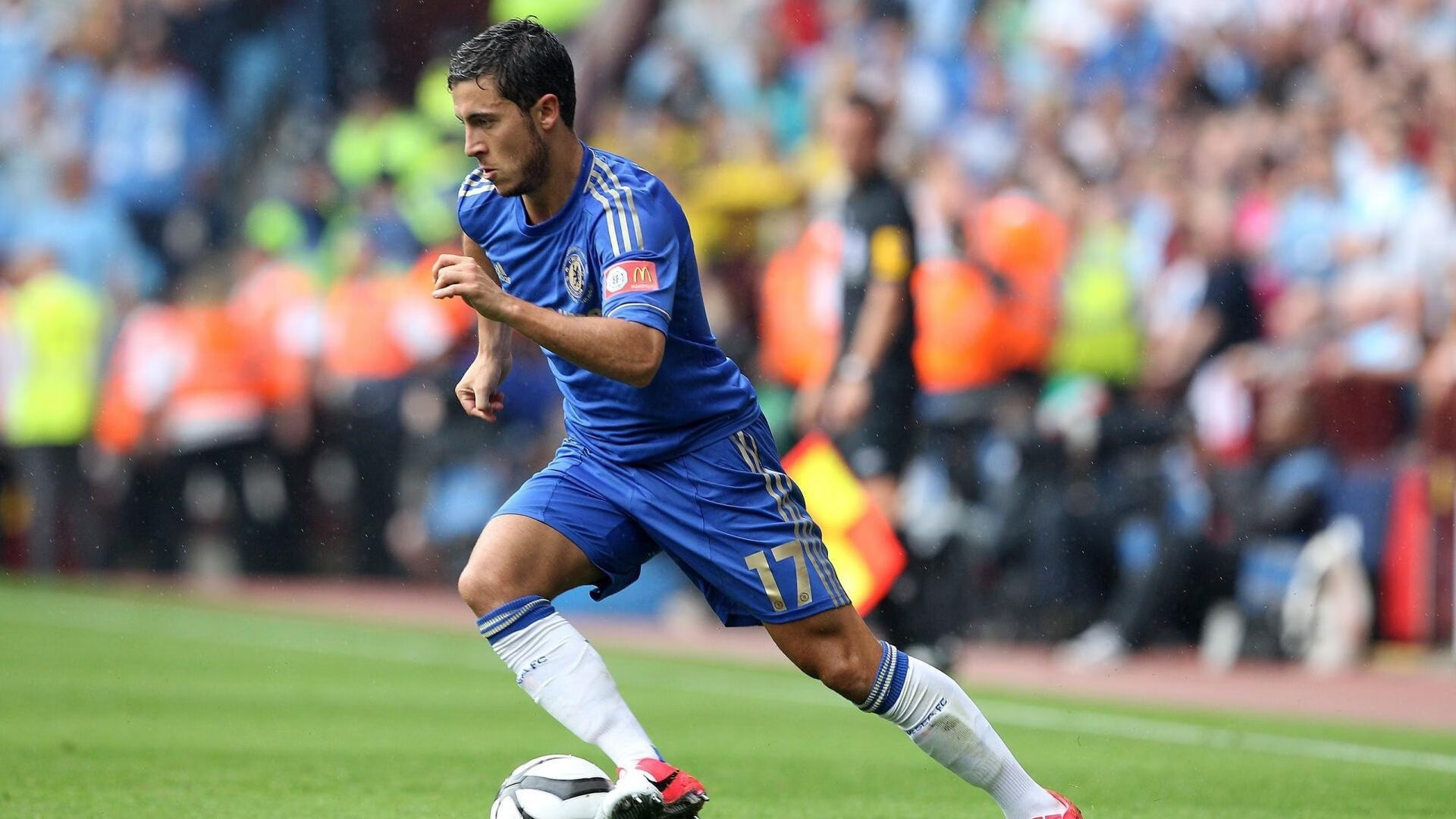 中超联赛引入多样化互动体验，增强现场观众粘性，中超联赛官方合作伙伴