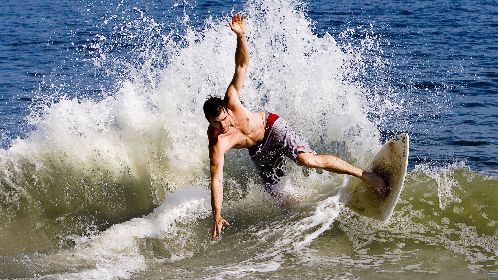 英超官方宣布推广青训基金,扶持年轻球员发展,英超青训怎么算